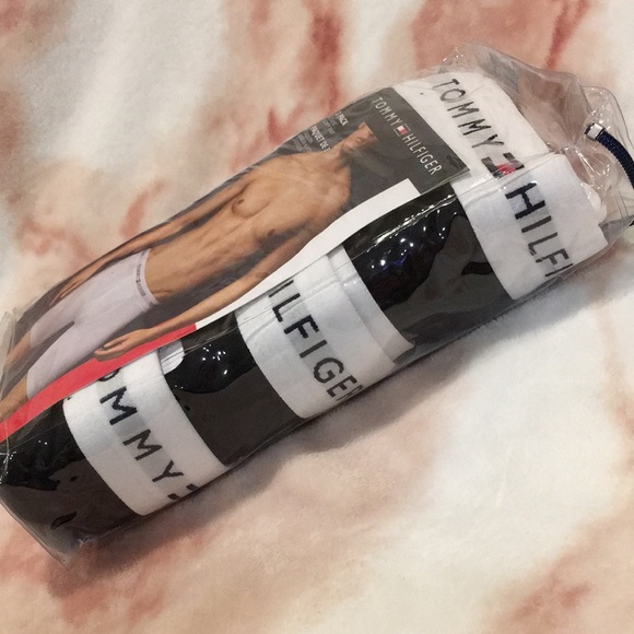 Tommy Hilfiger 3 pack Classic Boxer Brief Mens Size Large 36-38 Black NWT sealed - Picture 6 of 13